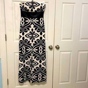 White House Black Market strapless maxi dress side zip six 4. Worn once